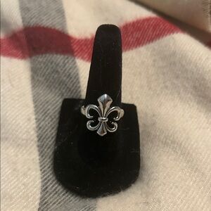 Elegant sterling Silver Fleur-de-Lis Ring 6